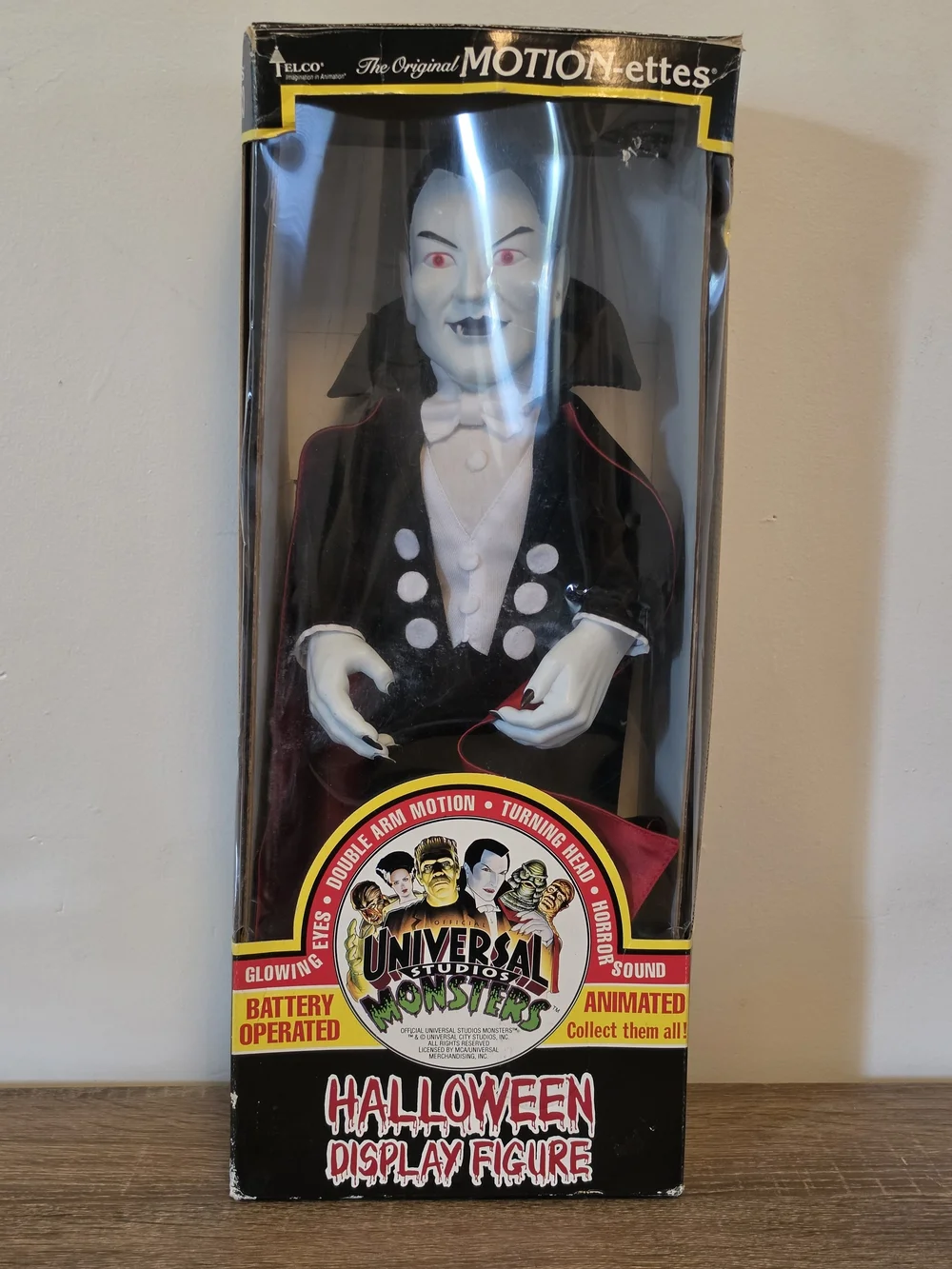 Universal Studios Monster Dracula 17